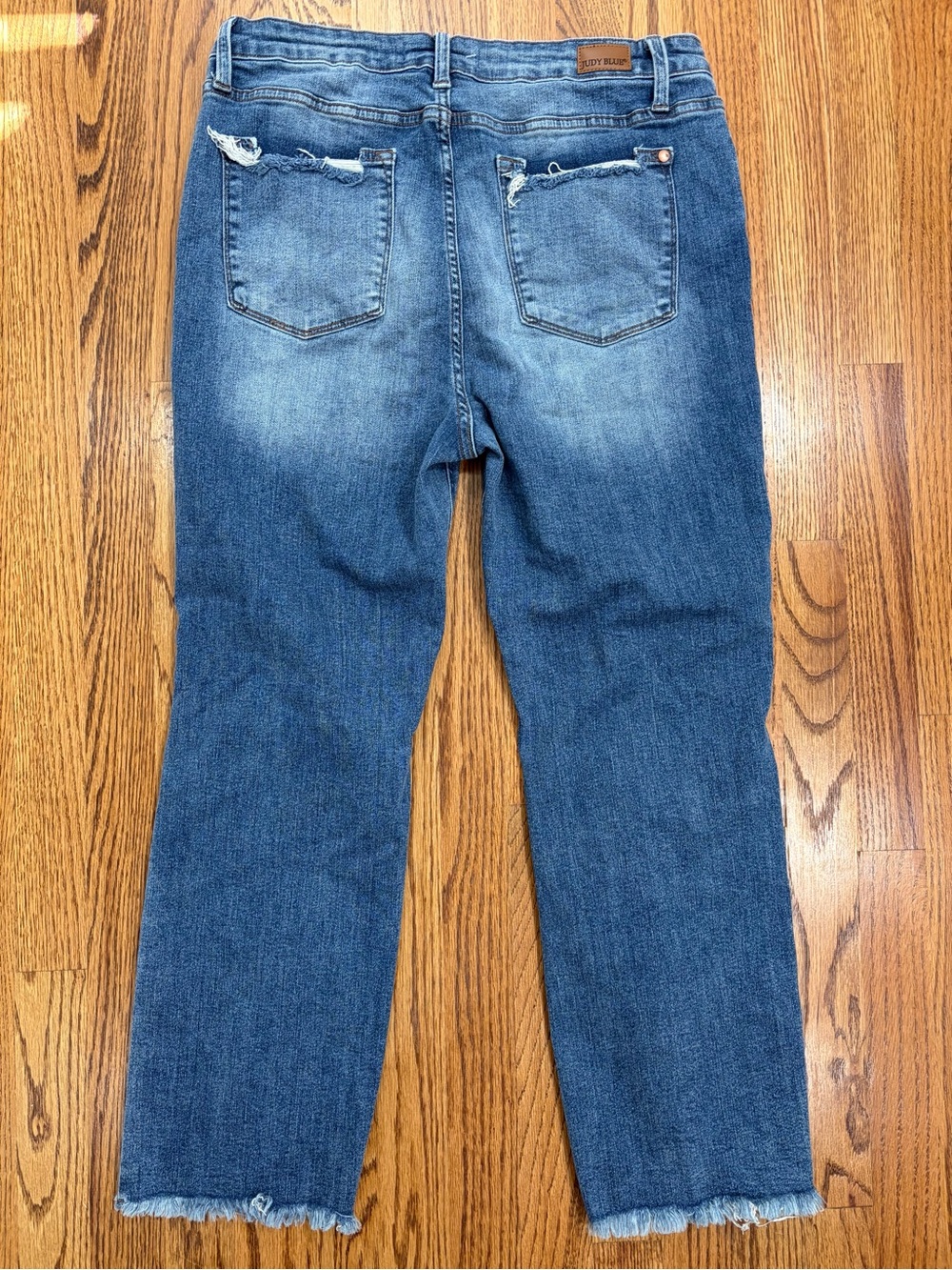 Judy Blue Cropped Distressed Straight Fit Jeans (15/32) - Picture 6 of 13